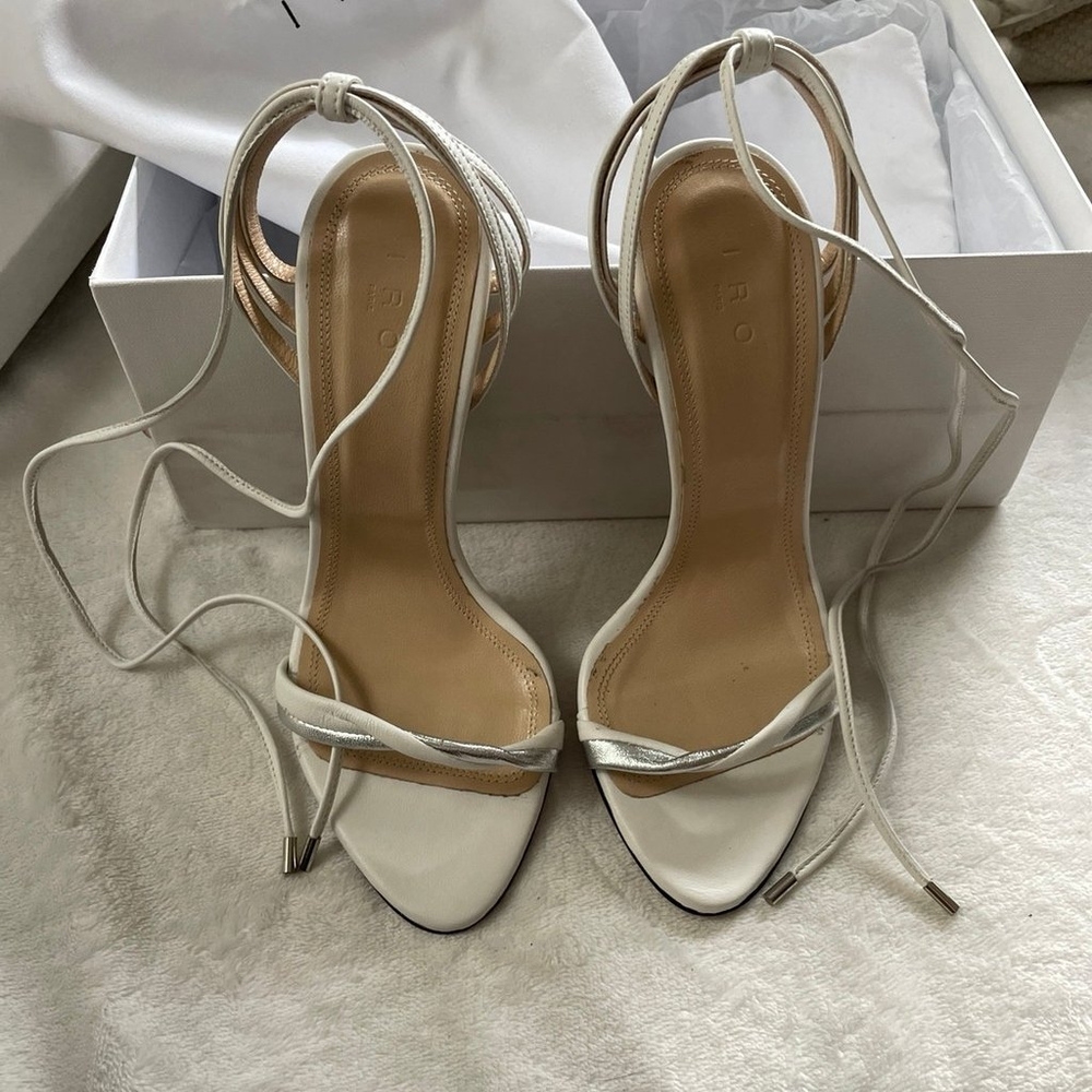 IRO Like New size 37 doyle metallic-trimmed leather high heel white silver